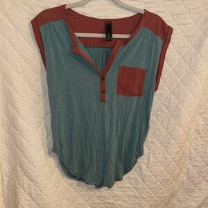 Wish Teal and Rust Henley-Style Women's Blouse (S)